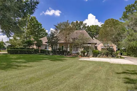 1227 Westchester Dr, Baton Rouge, LA 70810