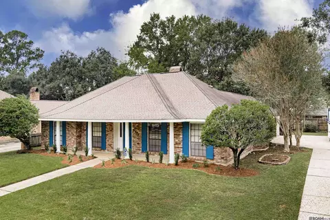 3922 Pine Park Dr, Baton Rouge, LA 70809