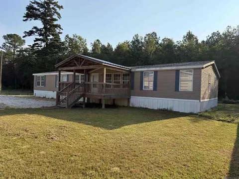 24552 Kenneth Dr, Denham Springs, LA 70726