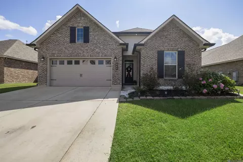 845 Beaumont Dr, Gonzales, LA 70737