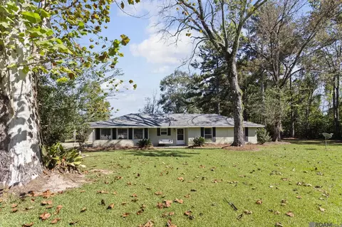 17626 Blackwater Rd, Zachary, LA 70791