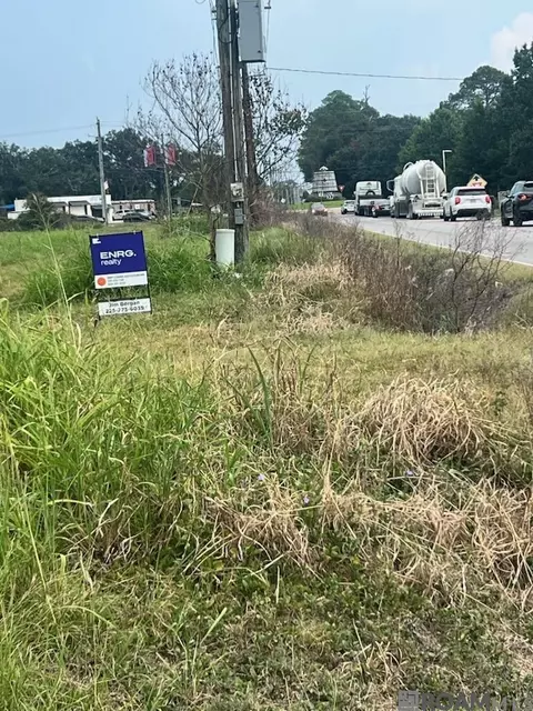1929 E Milton Rd, Youngsville, LA 70592
