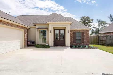 Exterior - 4850 Pointe Prospect Dr, Torbert, LA 70762 photo 2 of 6