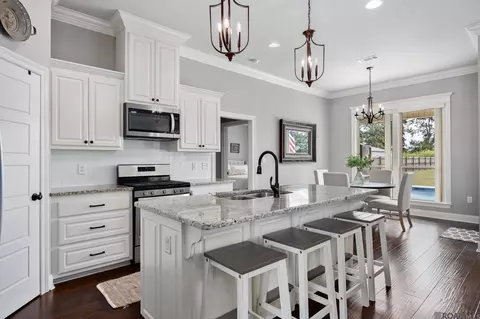 Kitchen - 4850 Pointe Prospect Dr, Torbert, LA 70762 photo 2 of 2