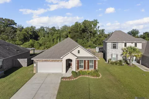 21455 Field Glen Dr, Zachary, LA 70791