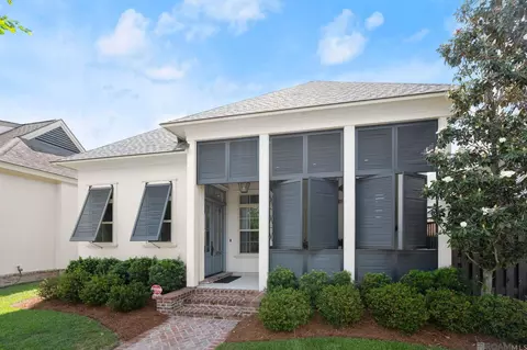 10744 Cane River Dr, Baton Rouge, LA 70810