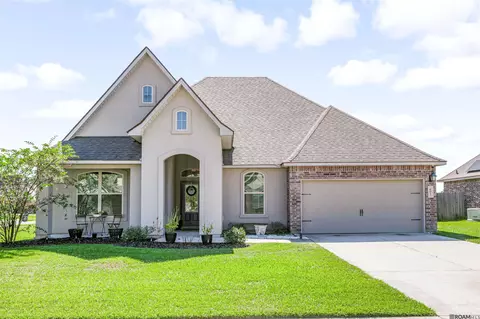 8812 Tatler St, Denham Springs, LA 70706