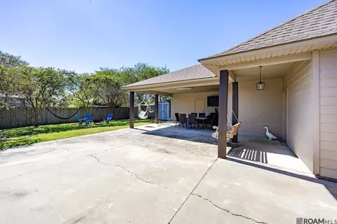 Exterior - 15052 Coldwater Dr, Walker, LA 70785 photo 2 of 2