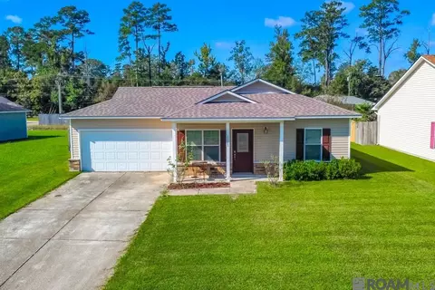 22765 Lafourche Ln, Denham Springs, LA 70726