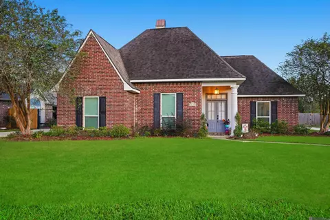 36450 Dialtha Dr, Denham Springs, LA 70706