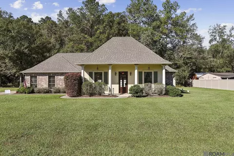 29421 Preston Pointe Dr, Livingston, LA 70754