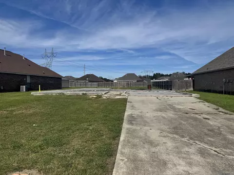 11277 Westwood Ave, Denham Springs, LA 70726