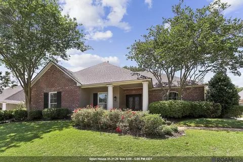 17541 Crossing Blvd, Baton Rouge, LA 70810