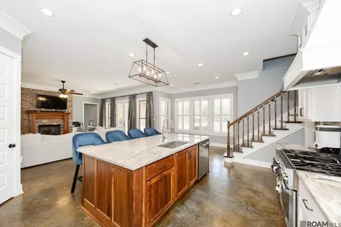 Entry Way - 23854 Monarch Pt, Springfield, LA 70462 photo 1 of 1