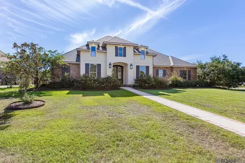 Exterior - 23854 Monarch Pt, Springfield, LA 70462 photo 1 of 7