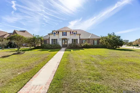 23854 Monarch Pt, Springfield, LA 70462