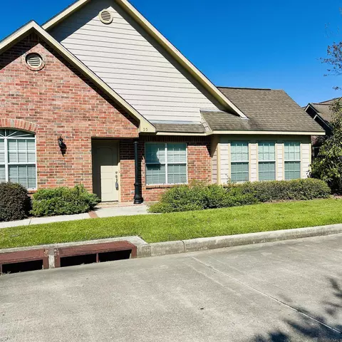 7111 Village Charmant # 55, Baton Rouge, LA 70809