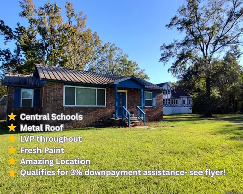 11096 Blackwater Rd, Baker, LA 70714