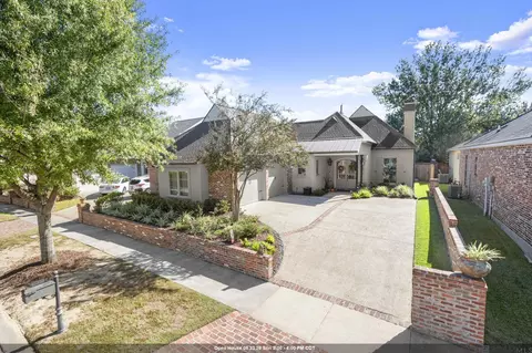 7949 Settlers Cir, Baton Rouge, LA 70810