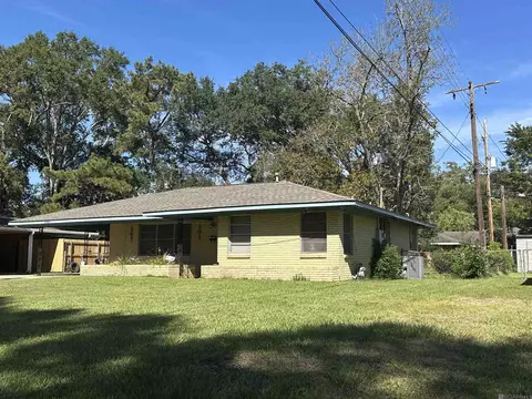 2945 Anita Cir, Baton Rouge, LA 70805