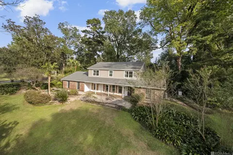 4560 Bluebell Dr, Baton Rouge, LA 70808