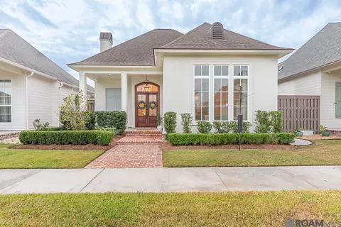 1655 Rose Glen Ln, Baton Rouge, LA 70810