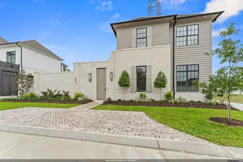 643 Adelia Ln, Baton Rouge, LA 70806