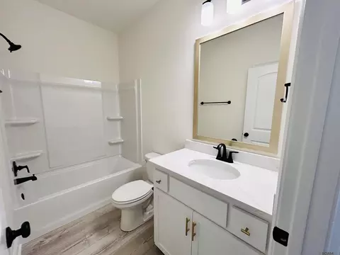 Bath - 4965 Trinity Dr, Addis, LA 70710 photo 1 of 5