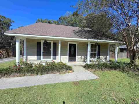 Exterior - 12620 Ina Dr, Walker, LA 70785 photo 10 of 10