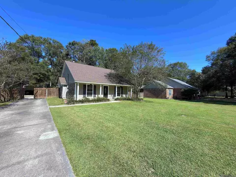 Exterior - 12620 Ina Dr, Walker, LA 70785 photo 1 of 10
