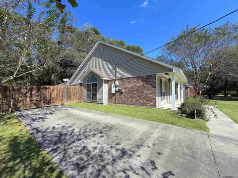 Exterior - 12620 Ina Dr, Walker, LA 70785 photo 2 of 10