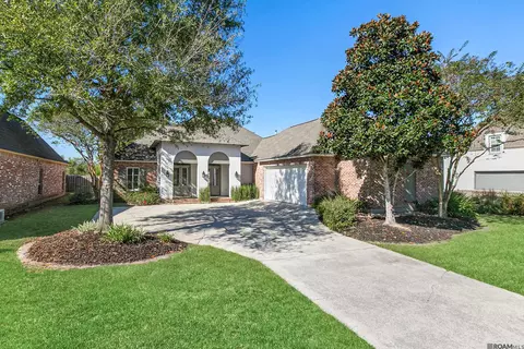 13712 Landmark Dr, Baton Rouge, LA 70810