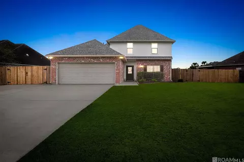 43046 Sycamore Bend Ave, Gonzales, LA 70737