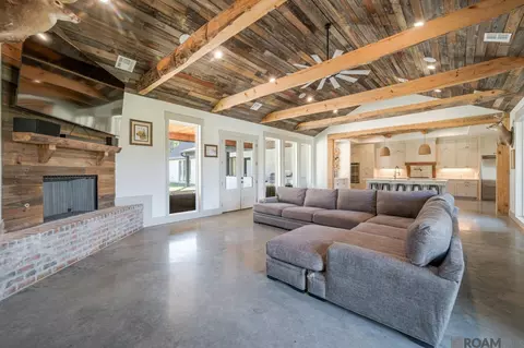 Living - 36211 Weiss Rd, Walker, LA 70785 photo 1 of 1