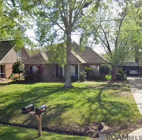 18449 Red Oak Dr, Prairieville, LA 70769
