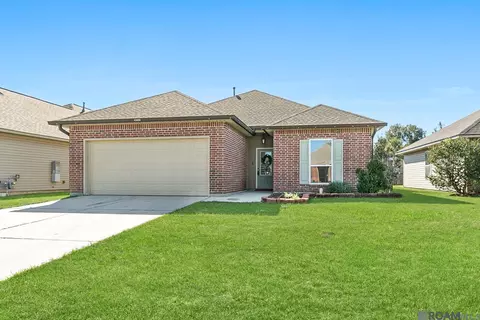 42409 Cedarstone Ave, Prairieville, LA 70769