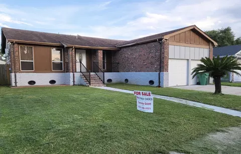 3717 Dulaney Dr, Harvey, LA 70058