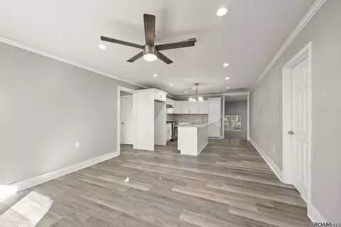 Living - 2018 Mchugh Rd, Baker, LA 70714 photo 1 of 3