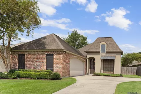 945 Tanglebriar Dr, Baton Rouge, LA 70810