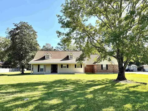 13412 Palomino Dr, Greenwell Springs, LA 70739