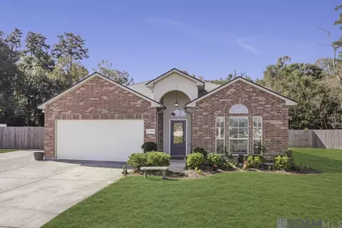 11190 Caddo Dr, Denham Springs, LA 70726