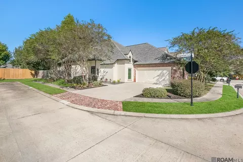 5236 Lone Pine Ln, Baton Rouge, LA 70809