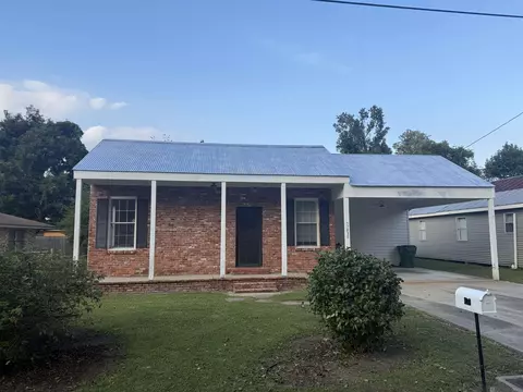 57830 Trosclair St, Plaquemine, LA 70764