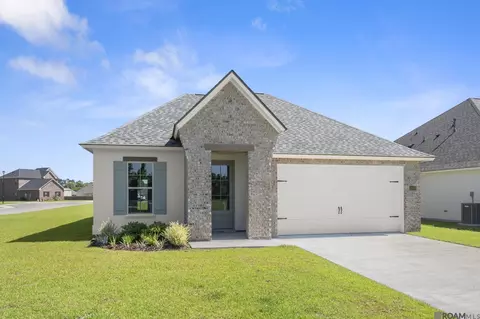 10435 Highpoint Dr, Denham Springs, LA 70706