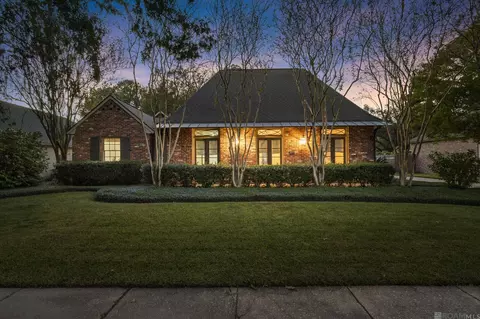 937 Pastureview Dr, Baton Rouge, LA 70810