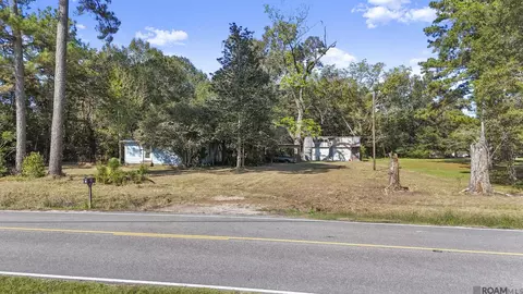 16011 Peairs Rd, Pride, LA 70770