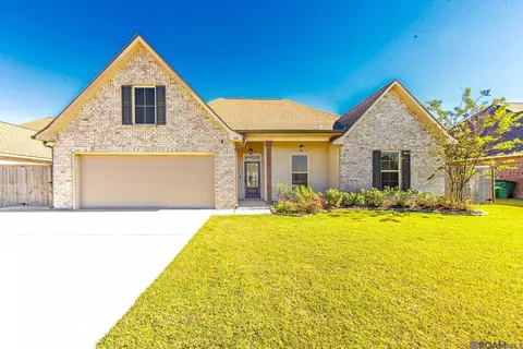 219 King George Dr, Thibodaux, LA 70301