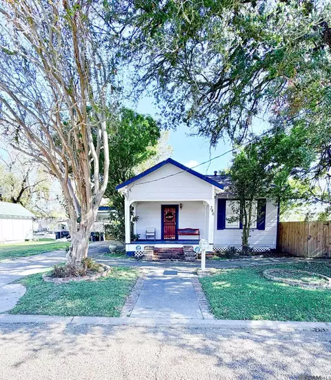 380 Bernardo Dr, Baton Rouge, LA 70806