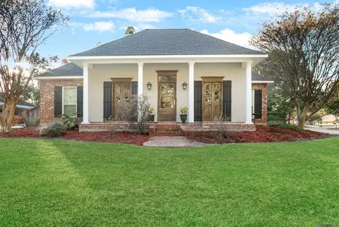 7622 Hickory Ridge Dr, Denham Springs, LA 70706