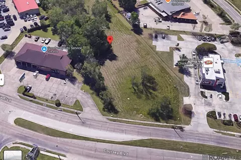 14322 Coursey Blvd, Baton Rouge, LA 70817